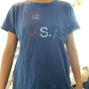 Life is good i love usa graphic tee